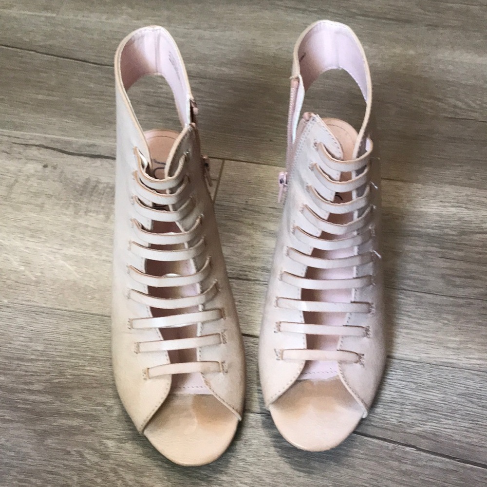 Sugar sandal